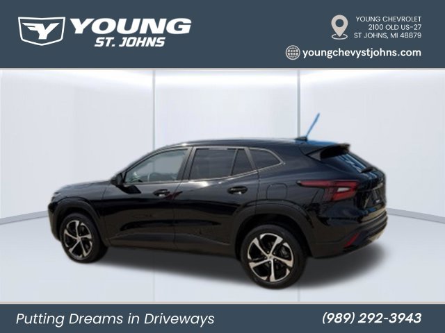 Certified 2024 Chevrolet Trax RS w/ Sunroof Package FWD image 3