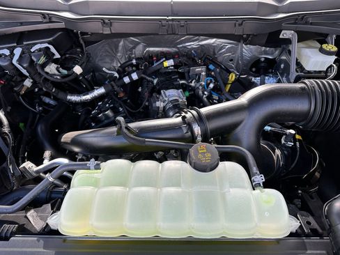 New 2026 Ford F150 XLT w/ Equipment Group 302A MID image 39