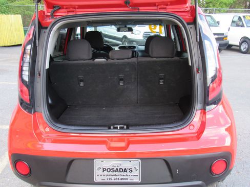 Used 2019 Kia Soul w/ Convenience Package FWD image 9