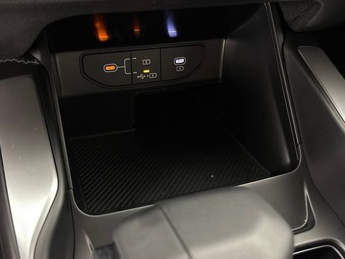 New 2026 Kia Sorento LX FWD image 38