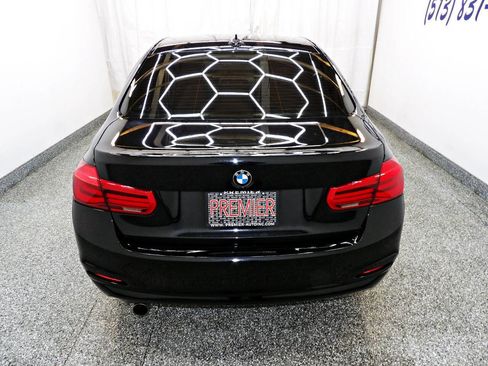 Used 2018 BMW 320i Sedan image 5