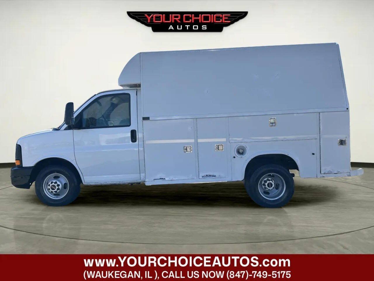 Used 2007 GMC Savana 3500 RWD image 2