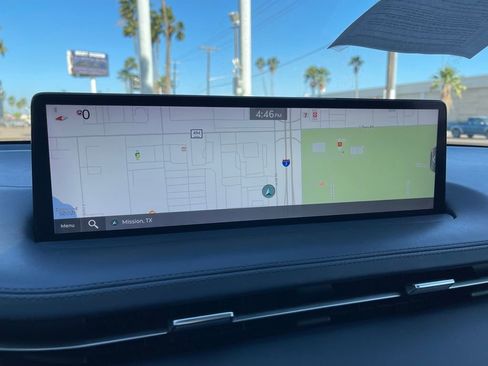 Used 2023 Genesis GV70 2.5T w/ Sport Prestige Package image 17