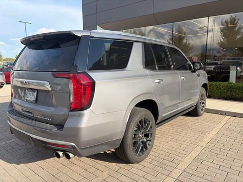 Used 2022 GMC Yukon Denali w/ Denali Premium Package AWD/4WD image 5