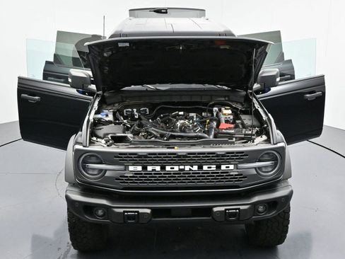 Used 2023 Ford Bronco Badlands image 47