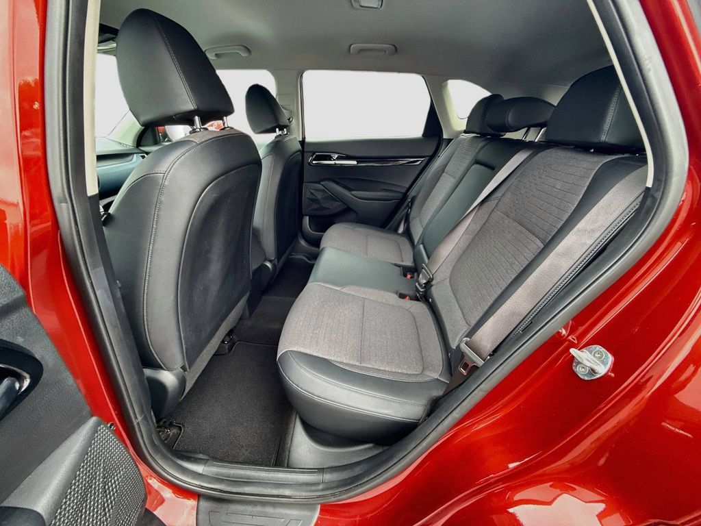 Used 2021 Kia Seltos S AWD/4WD image 30