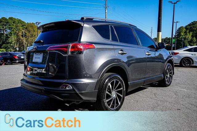 Used 2018 Toyota RAV4 Limited FWD image 11