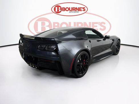 Used 2017 Chevrolet Corvette Z06 RWD image 12