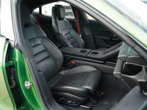 Used 2022 Porsche Taycan RWD image 14
