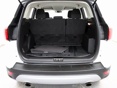 Used 2019 Ford Escape SE image 26