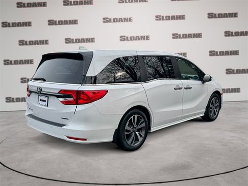 Used 2023 Honda Odyssey Touring image 5