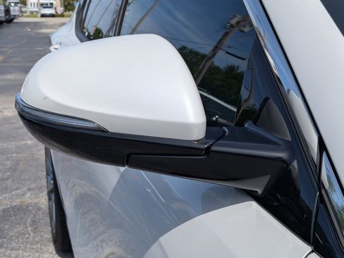 Used 2024 Buick Envista Avenir image 11