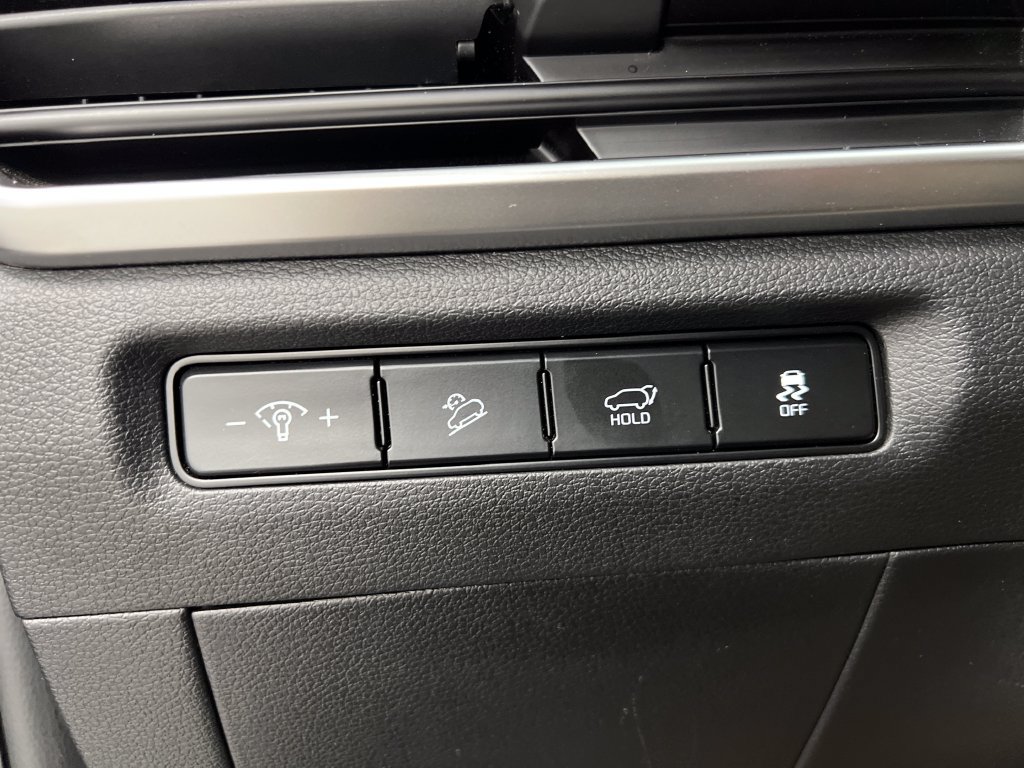 Used 2025 Kia Telluride S FWD image 56