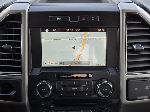 Used 2018 Ford F150 Lariat RWD image 13