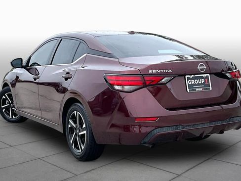 Used 2024 Nissan Sentra SV FWD image 12