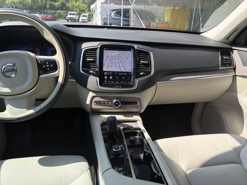 Certified 2024 Volvo XC90 B6 Plus w/ Protection Package Premier AWD/4WD image 31