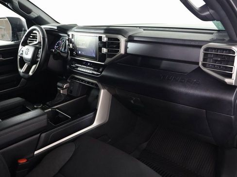 Used 2025 Toyota Tundra SR5 image 9