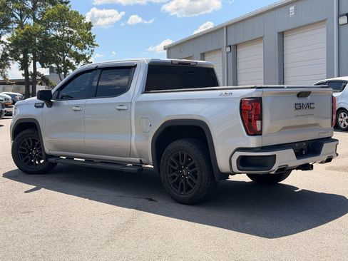 Used 2021 GMC Sierra 1500 Elevation w/ LPO, Elevation Black Package AWD/4WD image 11