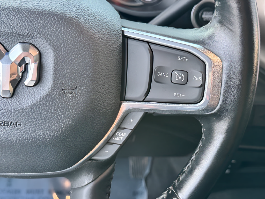 Used 2024 RAM 2500 Laramie AWD/4WD image 15