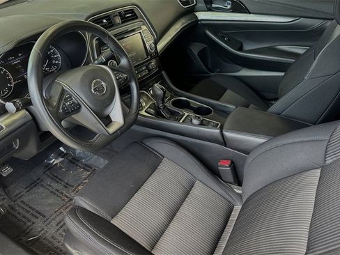 Used 2020 Nissan Maxima 3.5 S w/ Floor Mat Group image 10