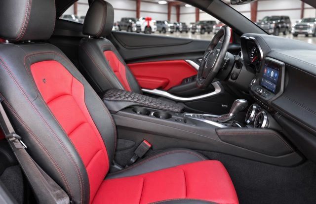Used 2023 Chevrolet Camaro SS RWD image 10