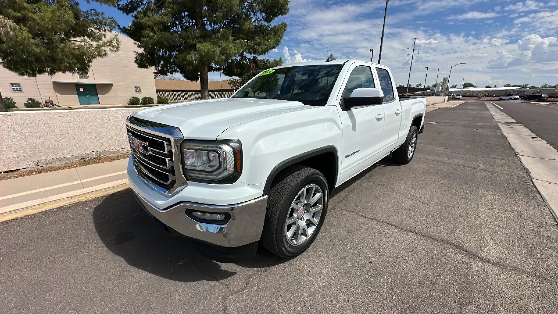 Used 2018 GMC Sierra 1500 SLE w/ SLE Value Package RWD image 9