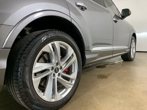 Used 2023 Audi Q7 3.0T Premium Plus AWD/4WD image 9