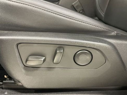 Used 2023 Chevrolet Tahoe LT image 12