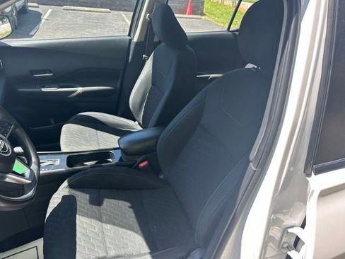 Used 2022 Nissan Kicks SV FWD image 9