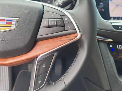 New 2025 Cadillac XT5 Premium Luxury w/ Technology Package AWD/4WD image 17