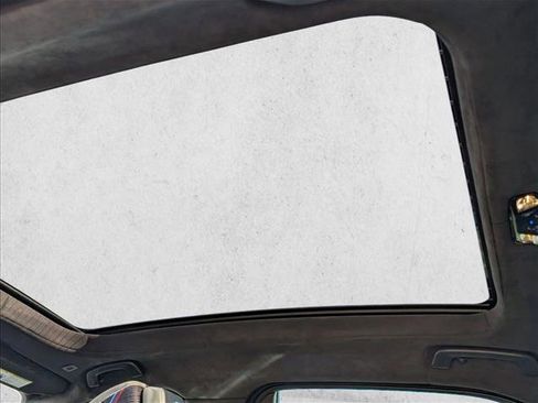 Used 2025 BMW 760i xDrive w/ Executive Package image 20