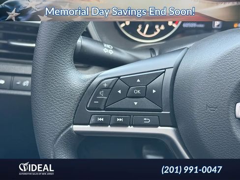 Used 2023 Nissan Altima 2.5 SV FWD image 12