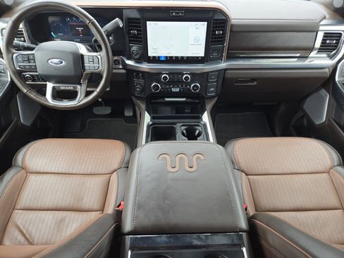 Used 2025 Ford F250 King Ranch w/ FX4 Off-Road Package AWD/4WD image 2
