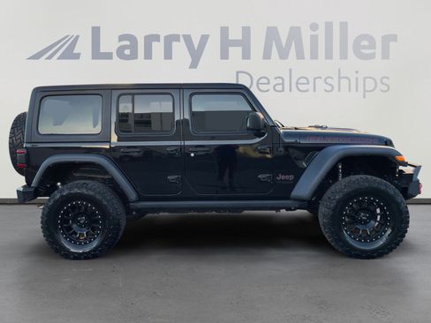 Used 2021 Jeep Wrangler Unlimited Rubicon AWD/4WD image 6