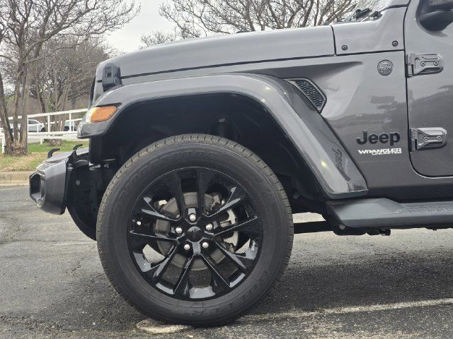 Used 2021 Jeep Wrangler Unlimited Sahara AWD/4WD image 9