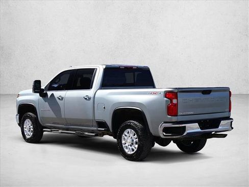 Used 2024 Chevrolet Silverado 2500 LTZ w/ LTZ Convenience Package AWD/4WD image 8
