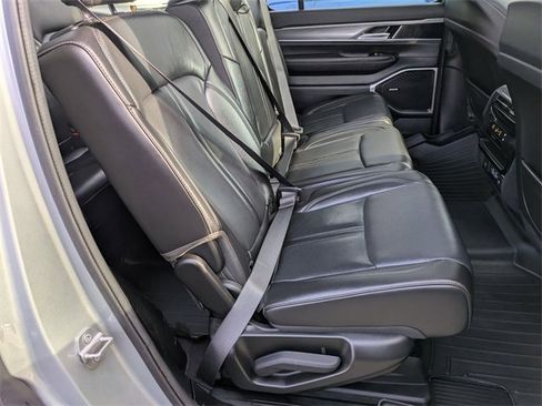 Used 2022 Jeep Wagoneer Series I image 28