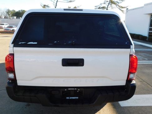 Used 2021 Toyota Tacoma SR image 4