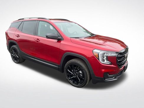 Used 2023 GMC Terrain SLE w/ Driver Convenience Package AWD/4WD image 8