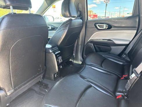 Used 2025 Jeep Compass Limited AWD/4WD image 20