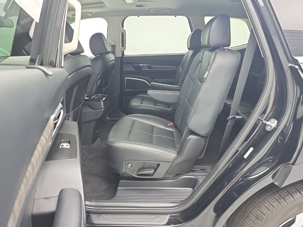 Used 2024 Kia Telluride EX w/ EX Captain's Chair Package AWD/4WD image 39