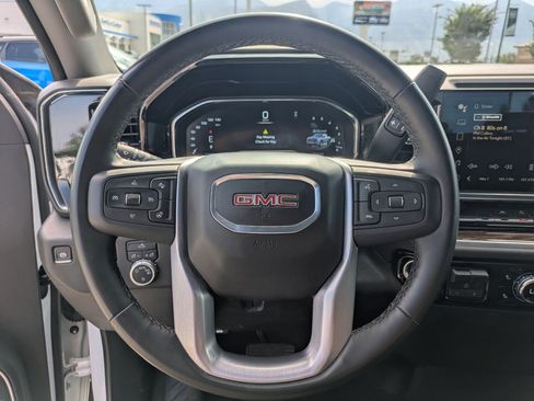 Used 2024 GMC Sierra 1500 SLE w/ X31 Off-Road Package AWD/4WD image 19