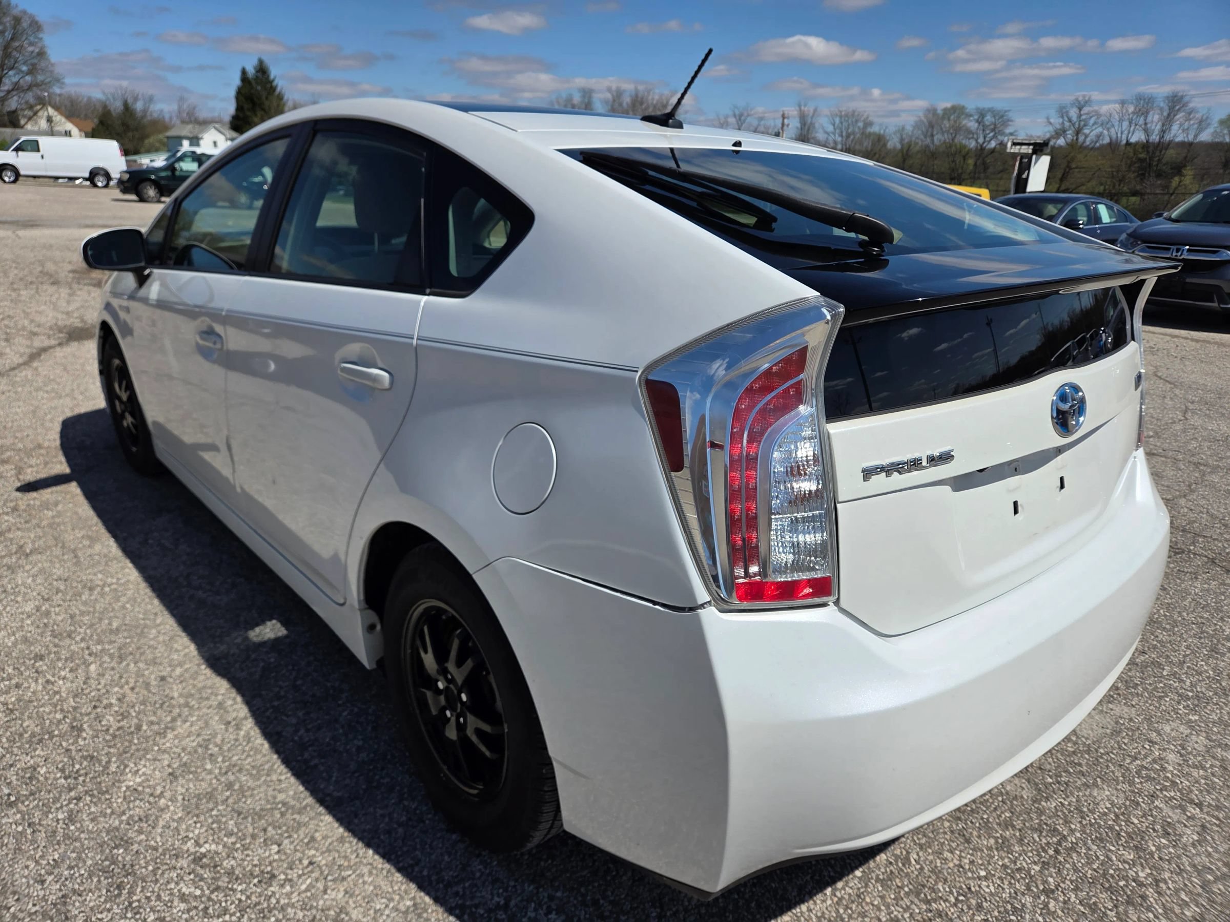 Used 2012 Toyota Prius Three w/ Solar Roof Pkg FWD image 6