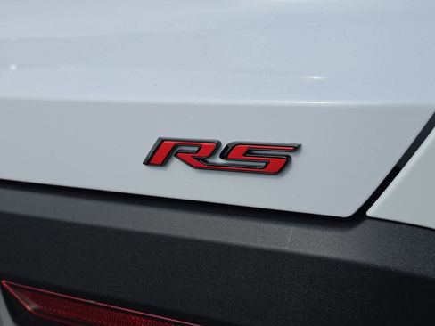 New 2026 Chevrolet Equinox RS w/ Convenience Package III FWD image 17