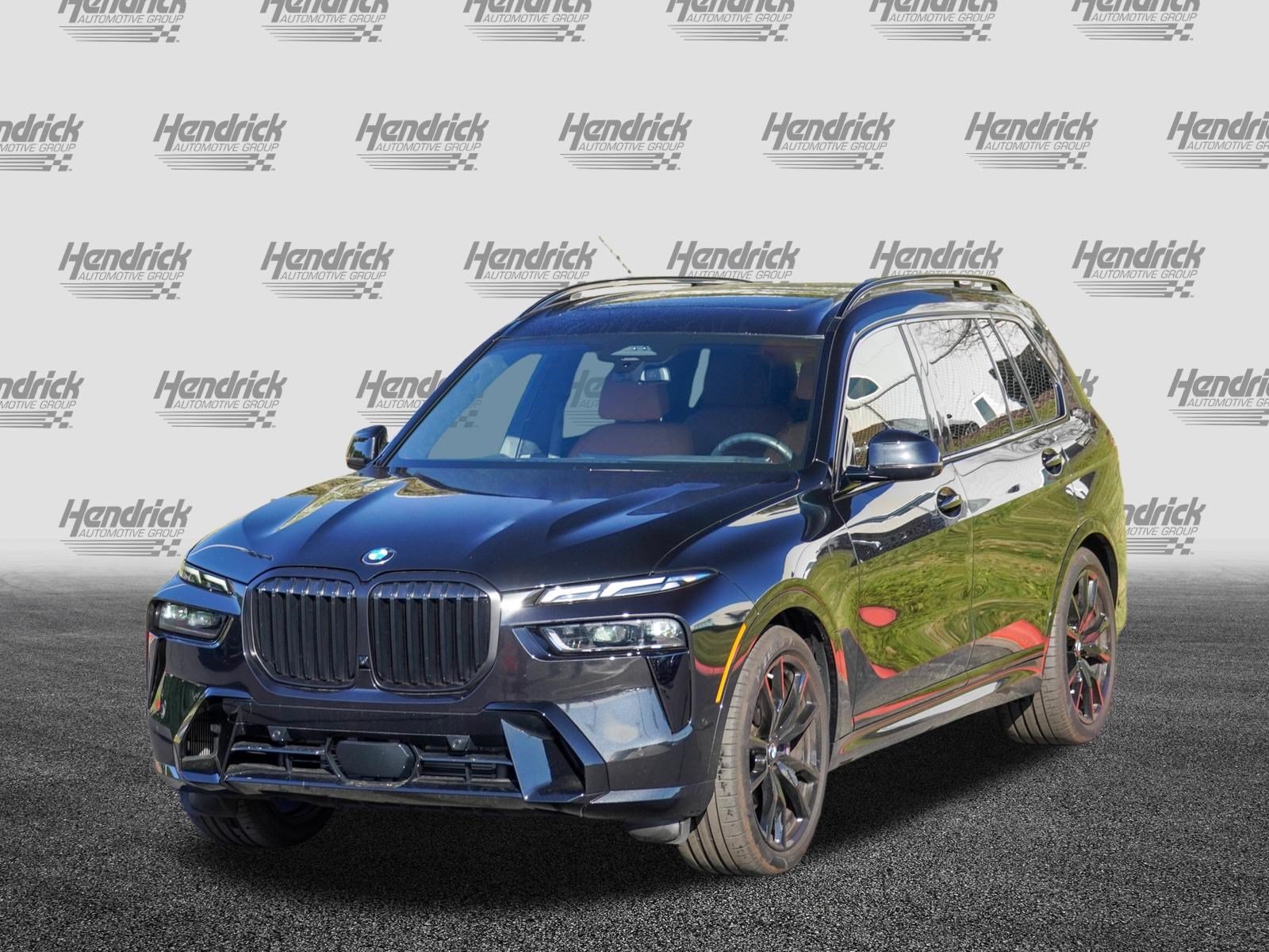 Certified 2026 BMW X7 xDrive40i w/ M Sport Package AWD/4WD image 5