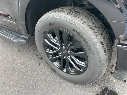 Used 2025 Ford F150 Lariat w/ Equipment Group 502A High image 3