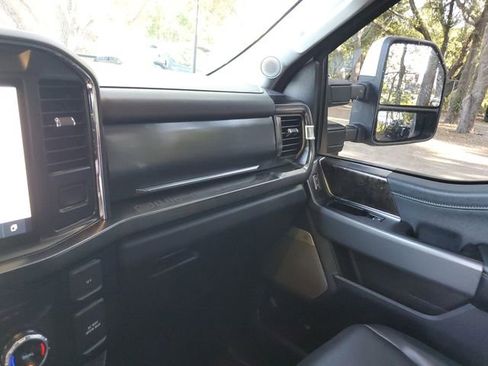 Used 2023 Ford F250 Lariat w/ Lariat Ultimate Package AWD/4WD image 26