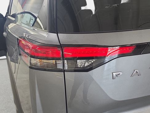 New 2026 Nissan Pathfinder SL w/ SL Premium Package image 33