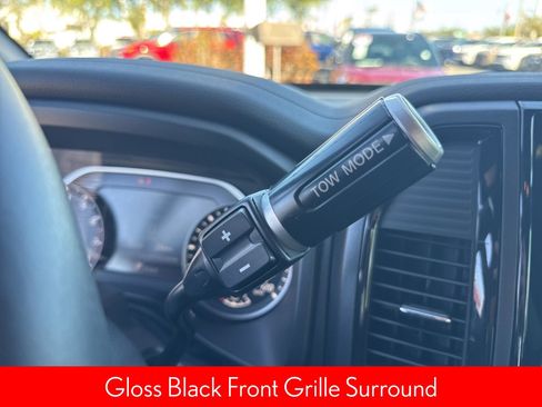 Certified 2024 Nissan Titan SV w/ SV Convenience Package image 19