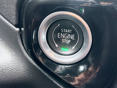 Used 2023 Chevrolet Silverado 1500 High Country image 25